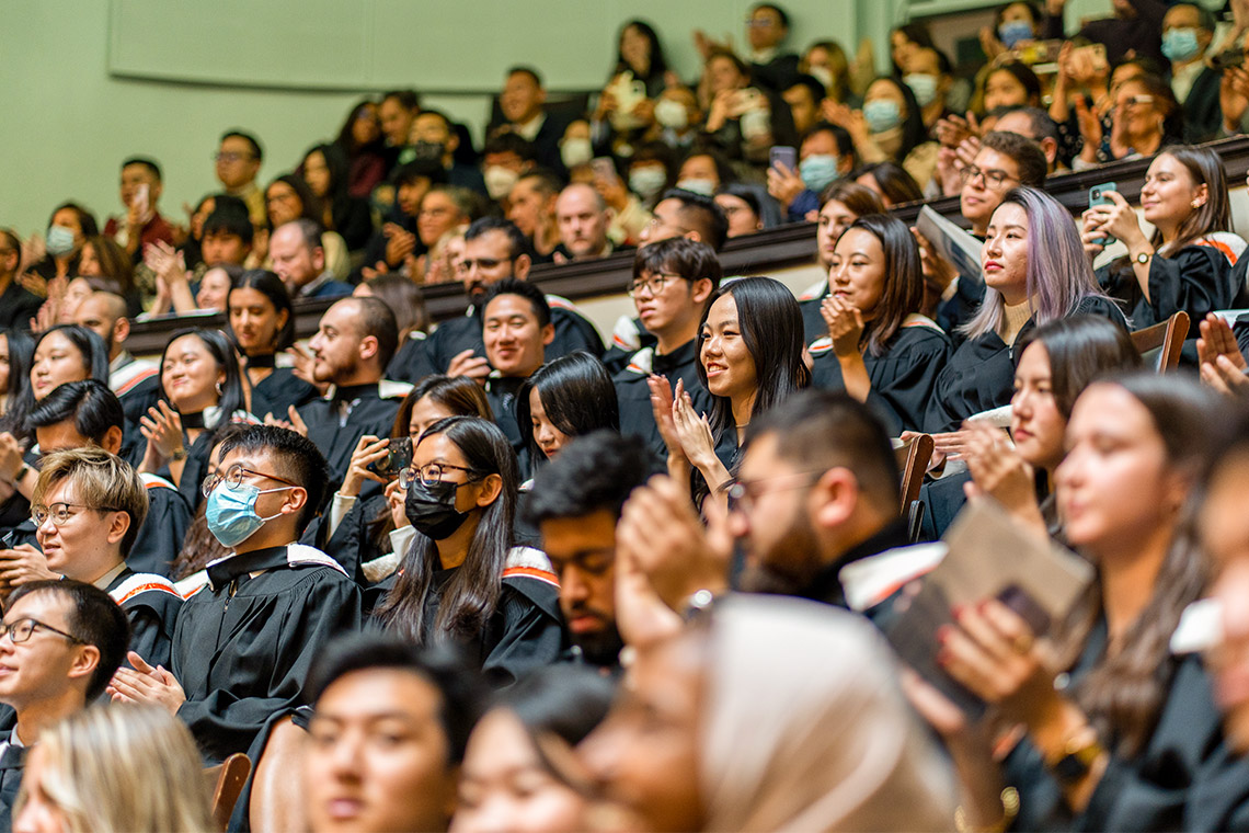 Members of the Rotman Commerce Class of 2020 and Class of 2021 celebrate at Convocation Hall (photo by Tam Nguyen)