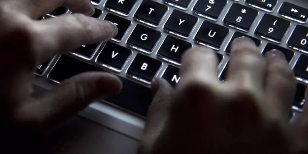 Hands type on a keyboard in North Vancouver, B.C., on Wednesday, December, 19, 2012. A new research report says federal cybersecurity legislation is so flawed it would allow authoritarian governments around the world to justify their own repressive laws.  JONATHAN HAYWARD / THE CANADIAN PRESS