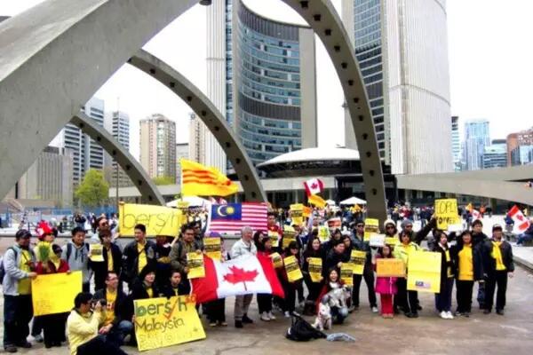 Bersih rally at Nathan Phillips Square in downtown Toronto