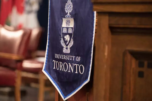 U of T banner with logo