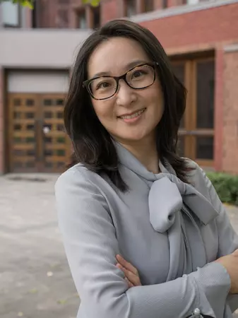 Headshot of Cindy Xin