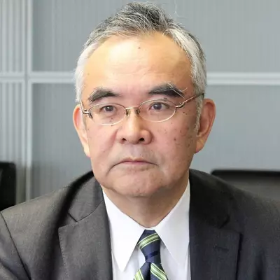 Headshot of H.E. Kanji Yamanouchi